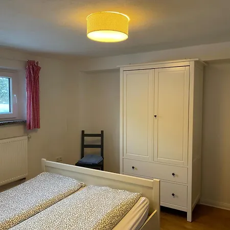 Am Waldrand Mit Sauna Appartement *