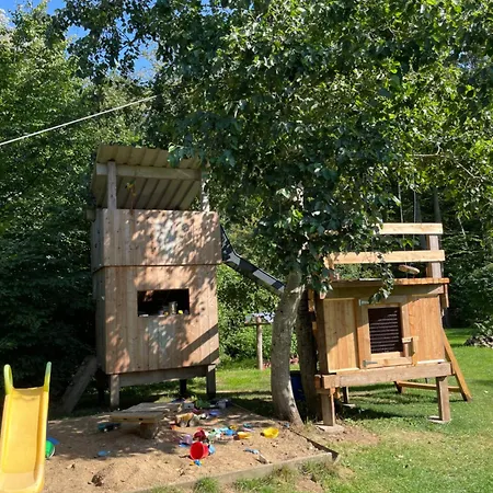 Am Waldrand Mit Sauna * Biendorf